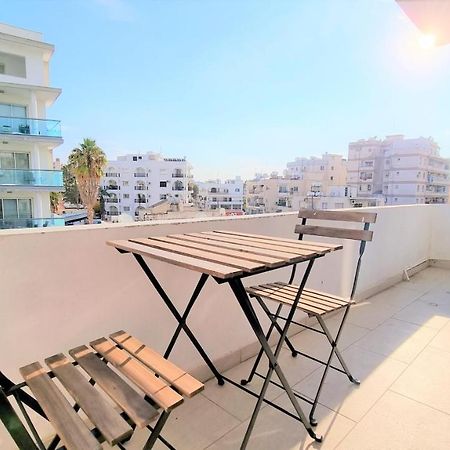 Spacious Lightflooded 2Br Apt / Near Center & Harbour Larnaka Exterior foto