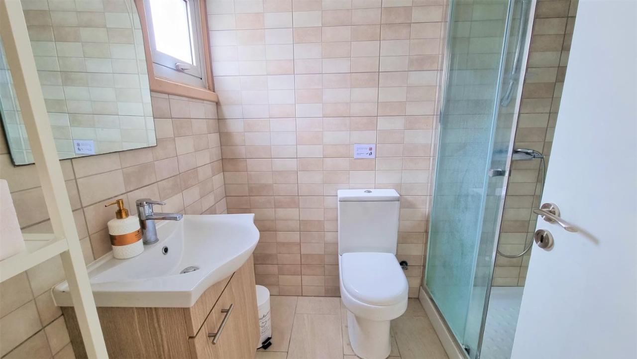 Spacious Lightflooded 2Br Apt / Near Center & Harbour Larnaka Exterior foto