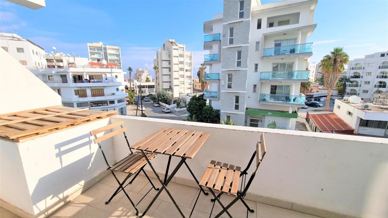 Spacious Lightflooded 2Br Apt / Near Center & Harbour Larnaka Exterior foto
